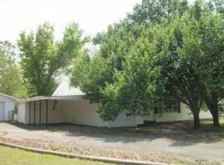 1534 N Country Club Pl, Muskogee, OK 74403