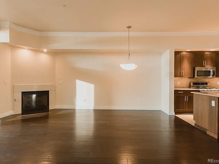 1120 Delaware St #406 — Photo 4