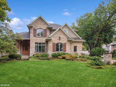382 Hill Ave, Glen Ellyn, IL, 60137