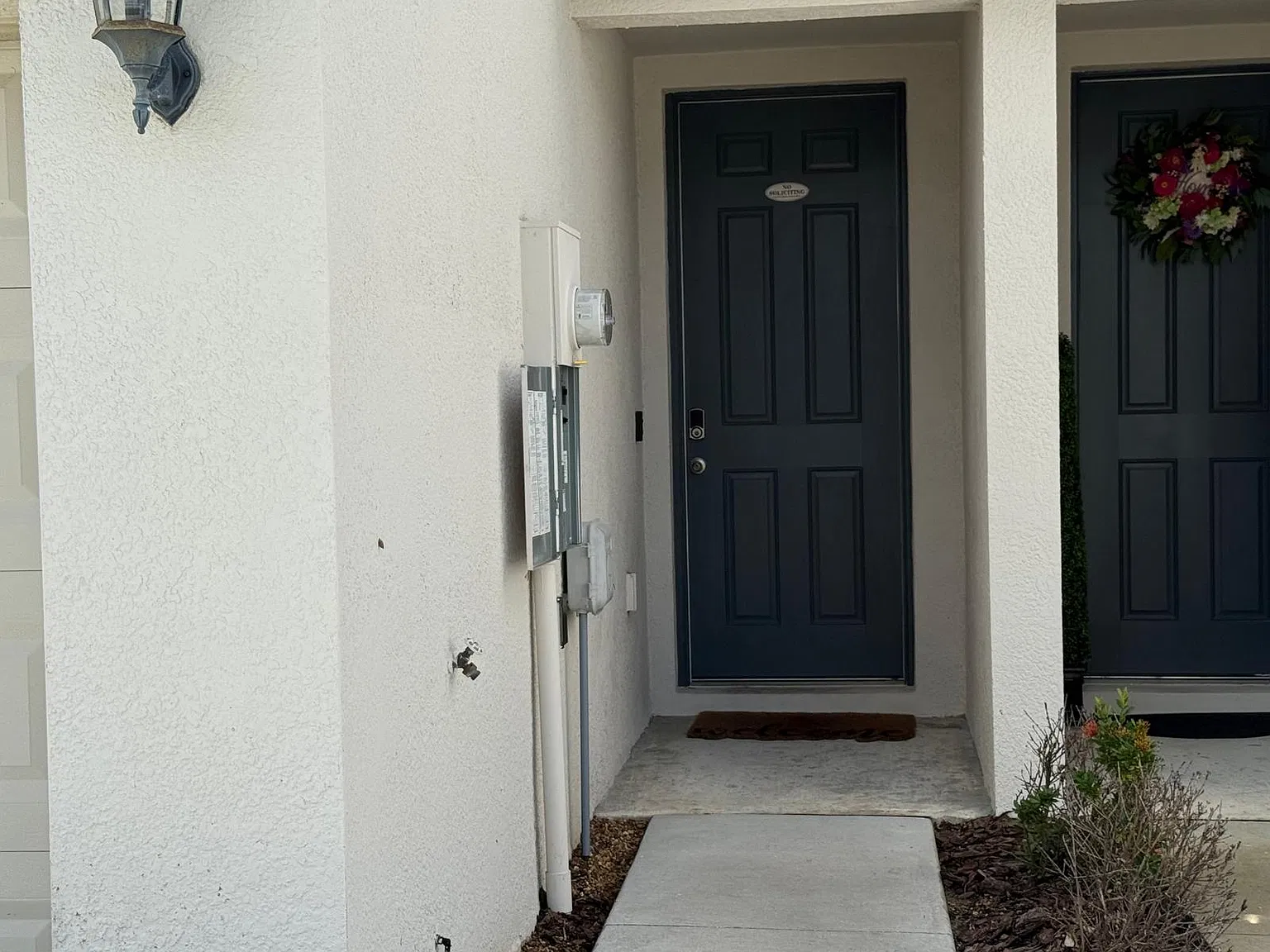 3 bed, 2.5 bath, 1566 sqft, $2,200 — Photo 2