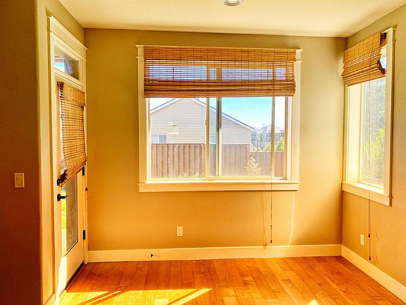 Downstairs - Breakfast nook near the main living room