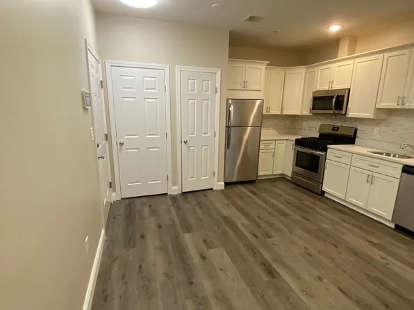 North Common #189-191