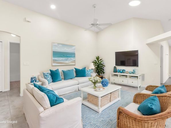 885 Greenleaf Circle, Vero Beach, FL 32960