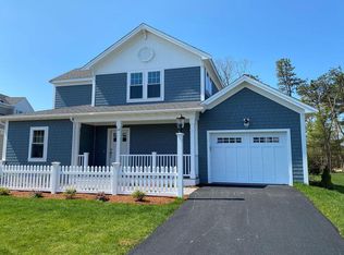 10 Cottage Ln, Mashpee, MA 02649