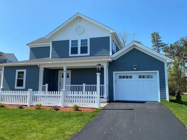 10 Cottage Lane, Mashpee, MA 02649