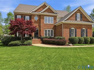1013 Kingham Dr, Midlothian, VA 23114