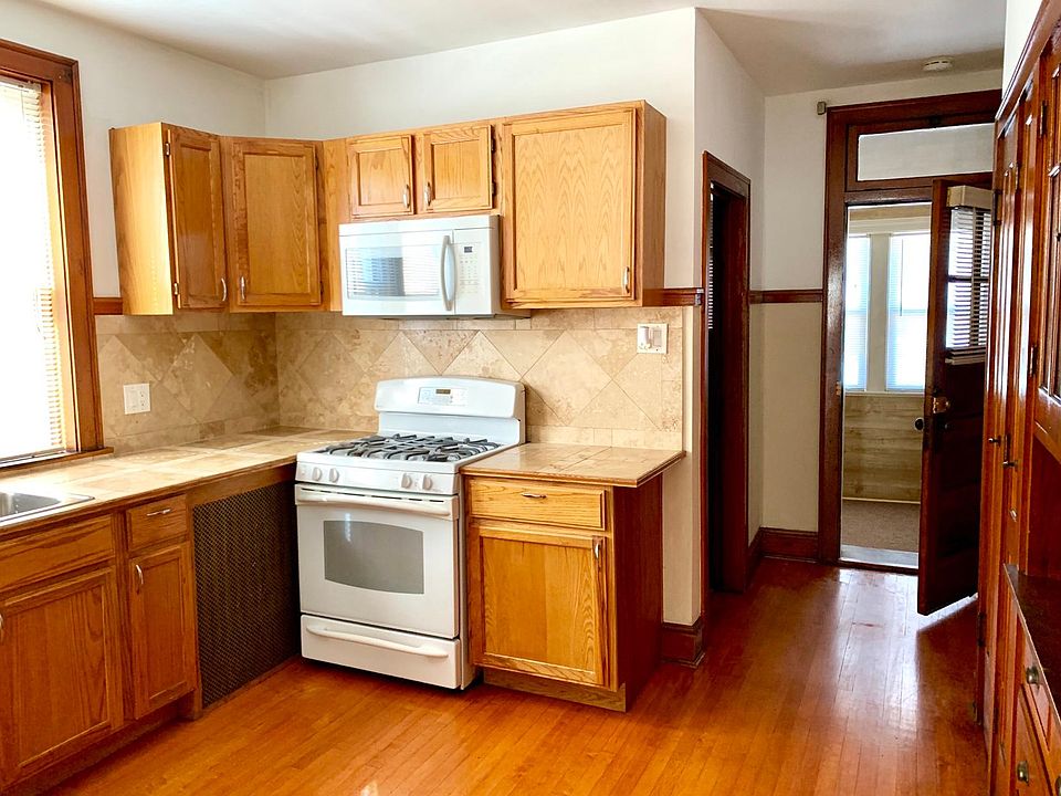 1st image of 6026 N Fairfield Ave #2