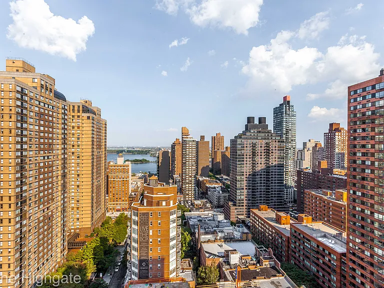 182 E 95th St #26H — Photo 9
