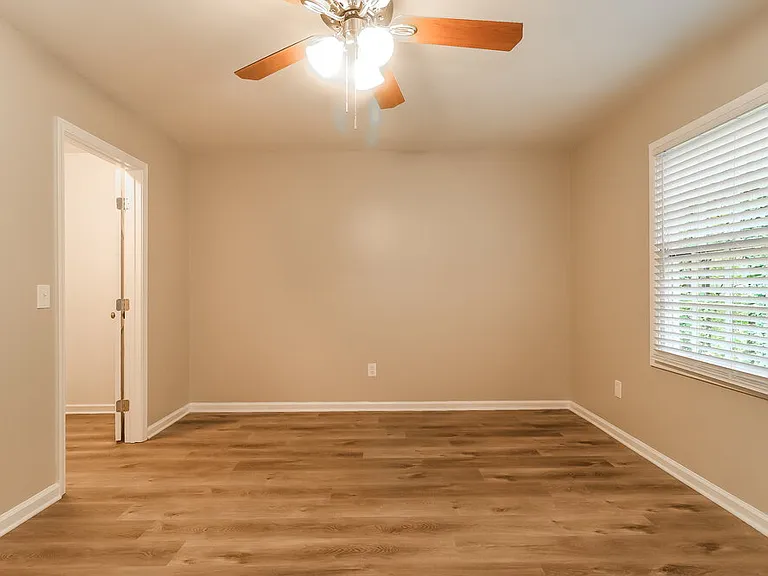 3373 Heatherwood Ln SW — Photo 12