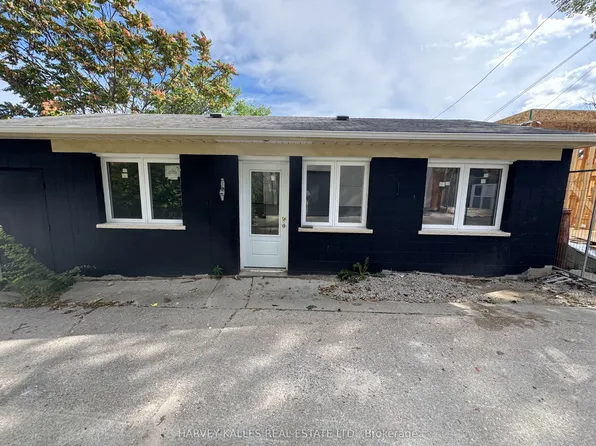 1252 Davenport Rd, Toronto, ON