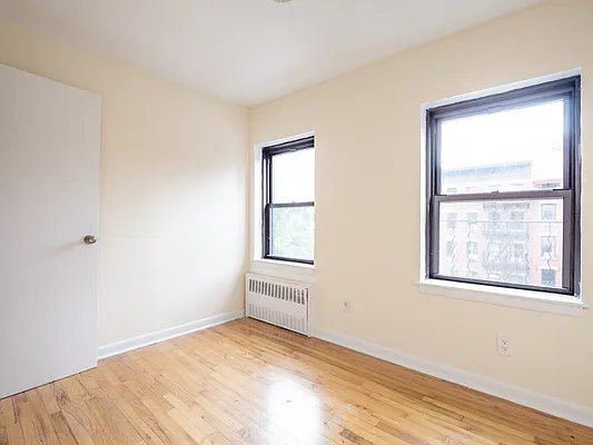 Rented by City Connections Realty | media 20