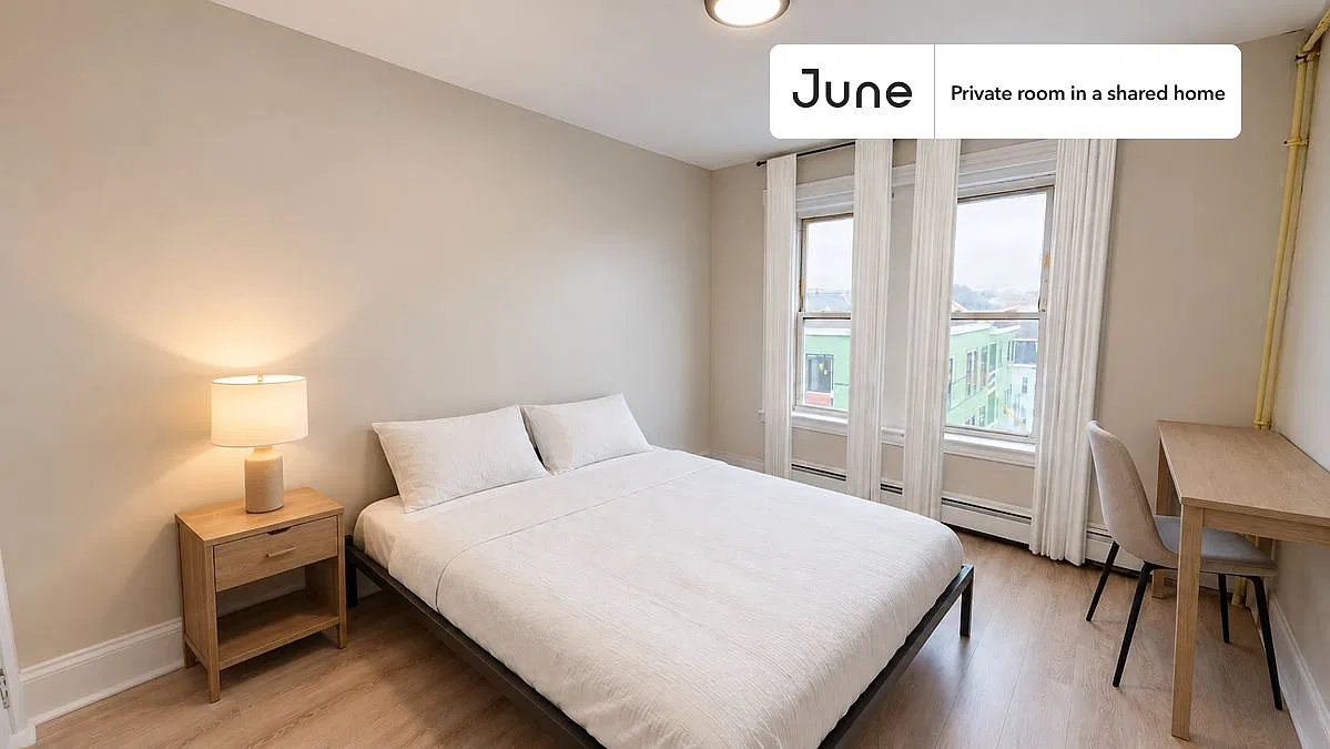 Full bedroom in 4 bed/1 bath home in Allston #1421 D — Photo 1