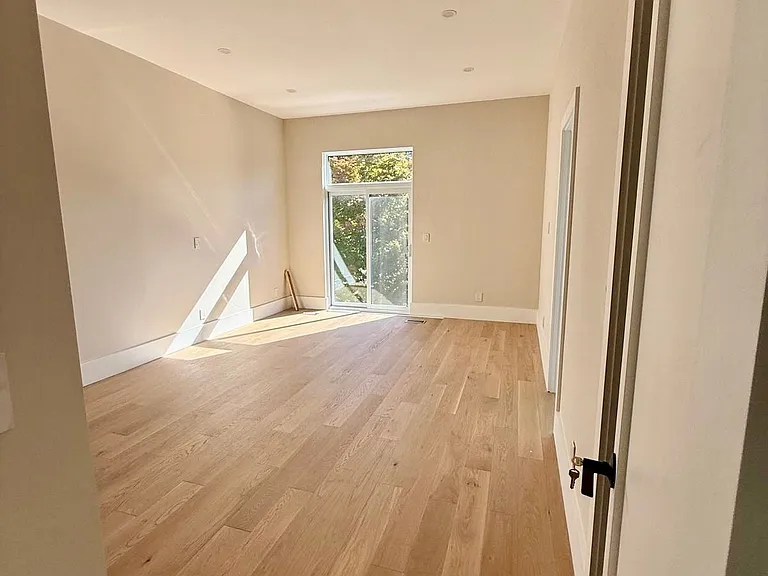 79A River St — Photo 13