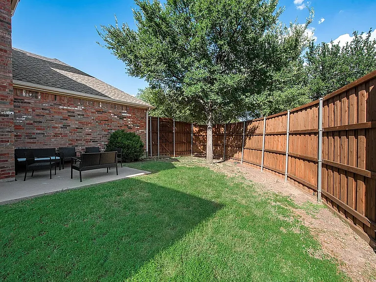 11520 Bermuda Way — Photo 18