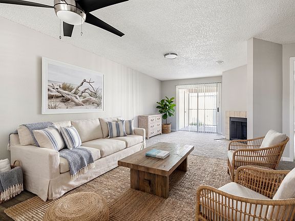 2nd image of 10300 NE Evergreen Pkwy #200