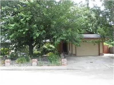 2455 Toyon St photo 1