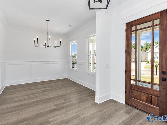 3rd image of 6407 Lenox Hill Way NW