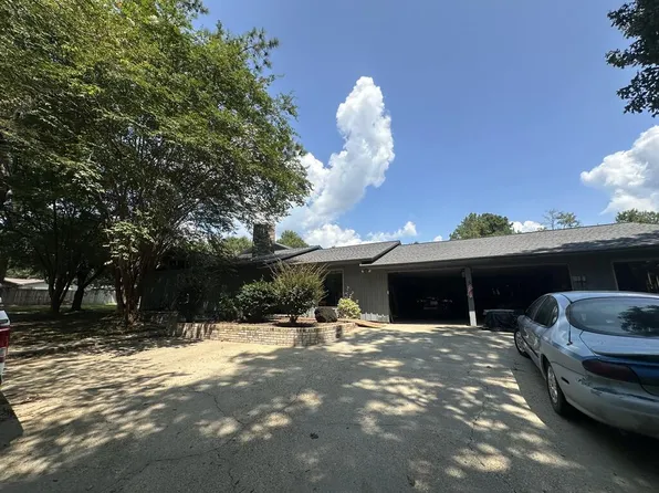 11 Billy Craft Rd, Laurel, MS 39443