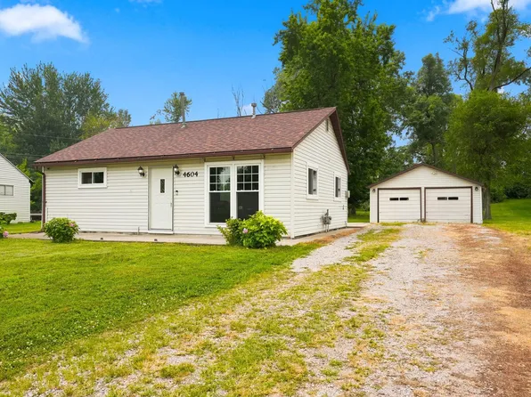 4604 W Cedar Crest Cir, Fort Wayne, IN 46809