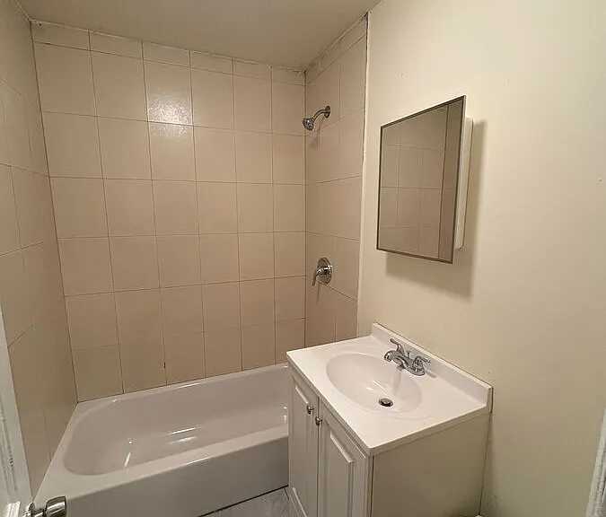 20 Garfield St #1 — Photo 2