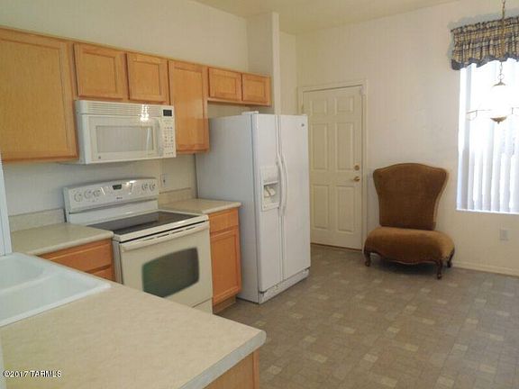 5th image of 8048 W Cottonwood Wash Way