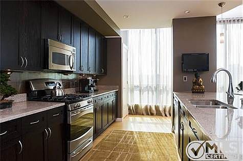 3rd image of 900 20th Ave S APT 1414