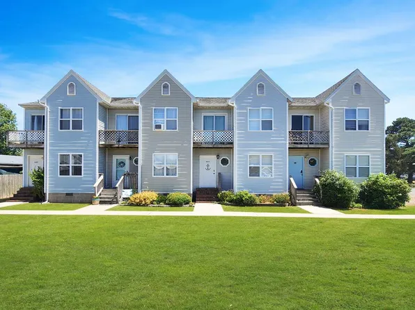 6313 Teal Ln, Chincoteague, VA 23336