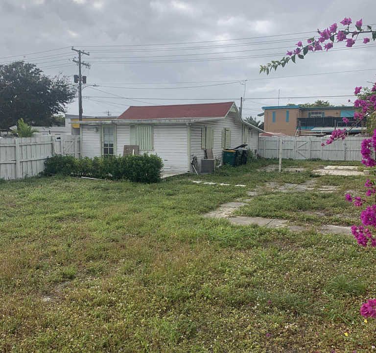 1st image of 1008 5th Ave N
