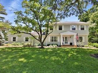 17 Briarwood Rd, Fair Haven, NJ 07704