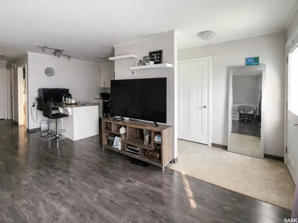 UNIT 237-322 Lewin WAY, Saskatoon, SK S7T 0Y9