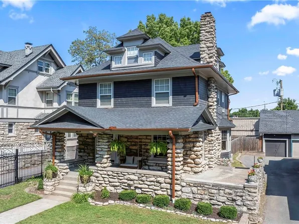 3829 Harrison Blvd, Kansas City, MO 64109
