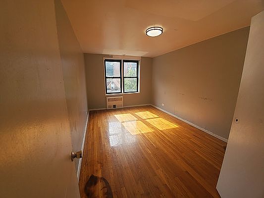 4th image of 210 W 251st St APT 6B