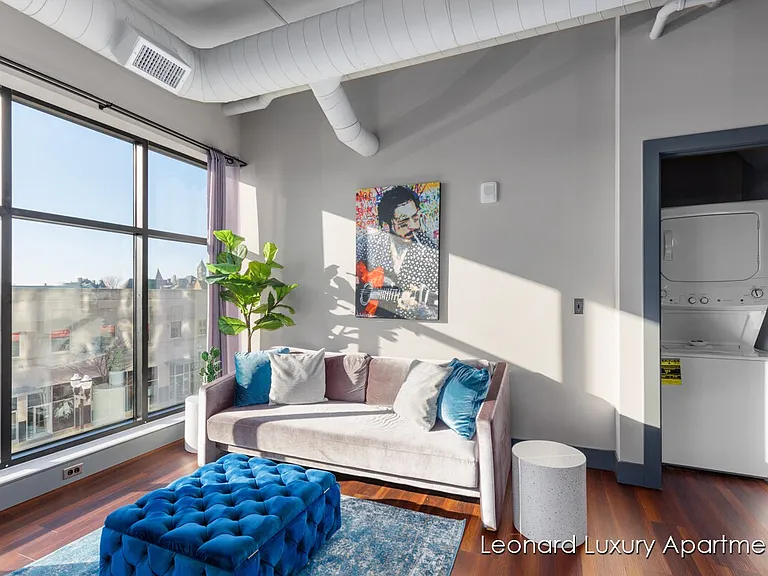 The Leonard Luxury Apartments — Photo 122