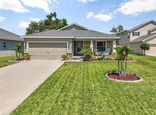 155 Eloise Oaks Dr, Winter Haven, FL 33884