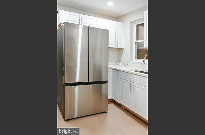 2214 E Fayette St — Photo 13