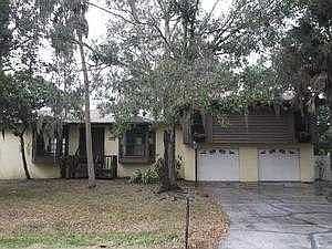 1st image of 1600 Pine St E