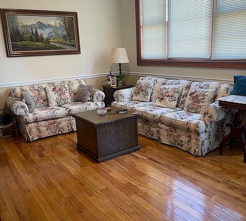 3rd image of 621 Valley Ave APT 2