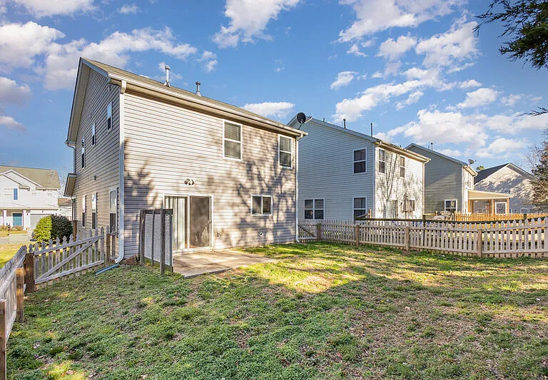 13716 Riding Hill Ave — Photo 19