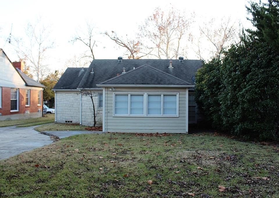 1st image of 6447 Kenwood Ave