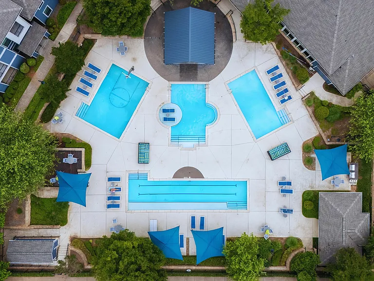 Pool2