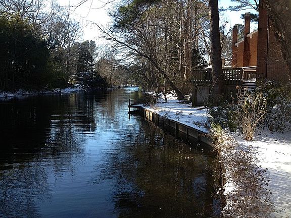 4th image of 900 Sir Wilfred Cir