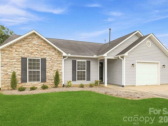 3rd image of 99 Yadkin Rd
