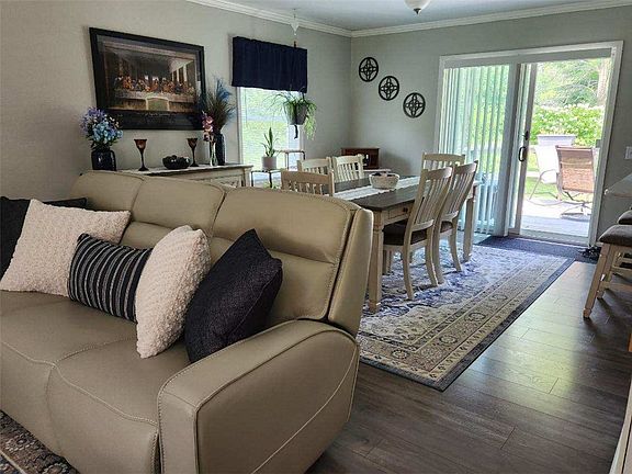 3rd image of 3477 Eddy Rd