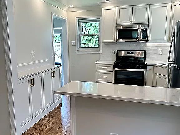 2nd image of 7441 Rupert Ave