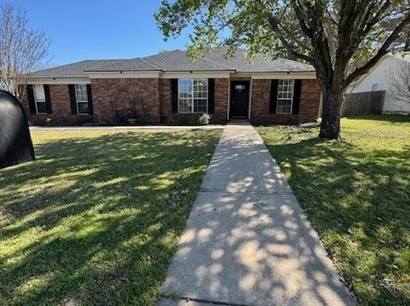 1 Meadow Ridge Loop, Maumelle, AR 72113