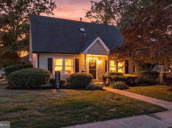 2200 Menlo Ave, Glenside, PA 19038
