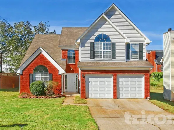 122 Carriage Lake Dr, Stockbridge, GA 30281