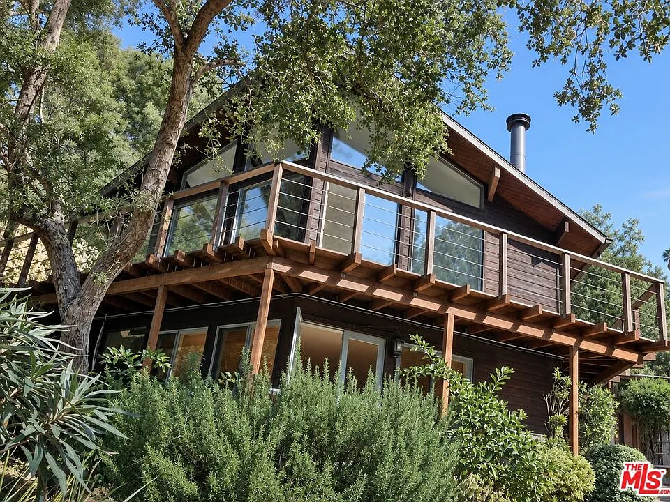 21330 Encina Rd