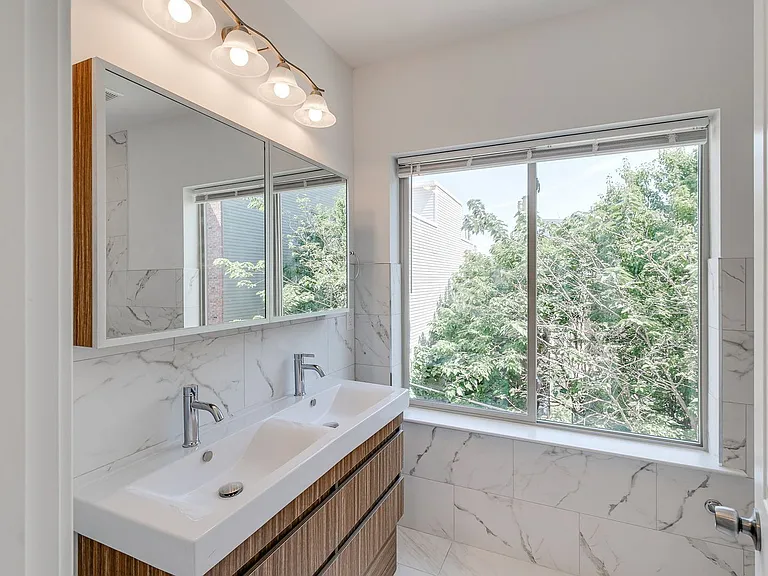 2636 Annin St #1 — Photo 23