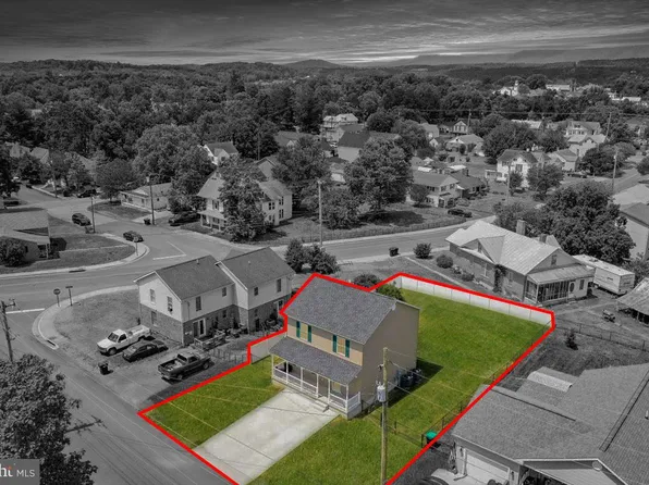 166 Acton Pl, Strasburg, VA 22657